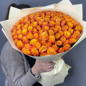 Букет из 101 огненной розы (40 см) в Ступино