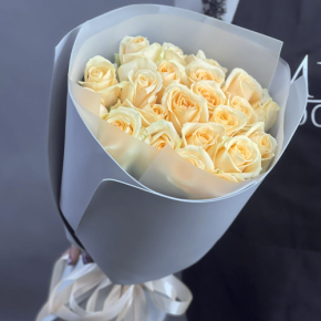 Букет из 25 роз Аваланж (50 см) в Ступино