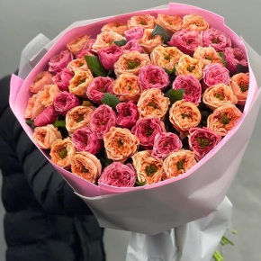 Букет "Лав ю" из 51 пионовидной розы Риджентс парк (60 см) в Ступино