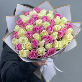 Букет из 51 розы микс  (40 см) в Ступино