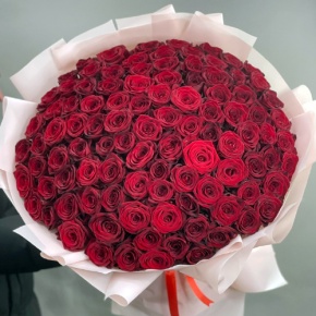 Букет "Париж" из 101 красной розы (60 см) в Ступино