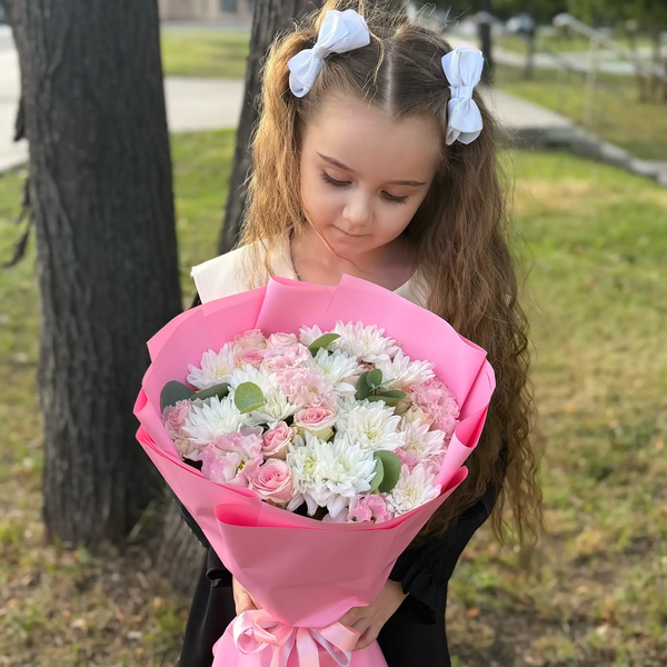 Букет из хризантем, эустом и роз в Ступино