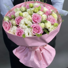Букет "Нежное признание" из роз и эустом в Ступино