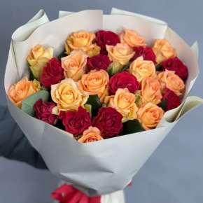 Букет "Прайм" из 25 роз Оранж и Эль Торо (50 см) в Ступино