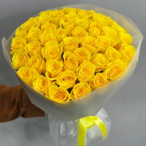 Букет "Золотце" из 51 лимонной розы (40 см) в Ступино