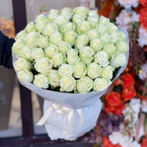 Букет 51 белая роза (50 см) в Ступино