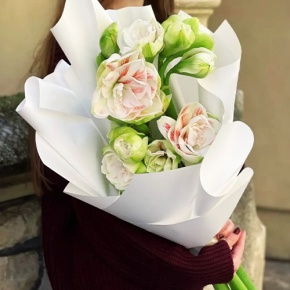 Букет из 5 амариллисов в Ступино