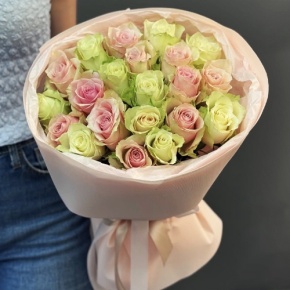 Букет из 21 нежной розы (40 см) в Ступино