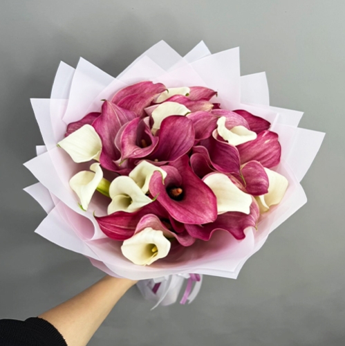 Букет из 25 нежных калл в Ступино