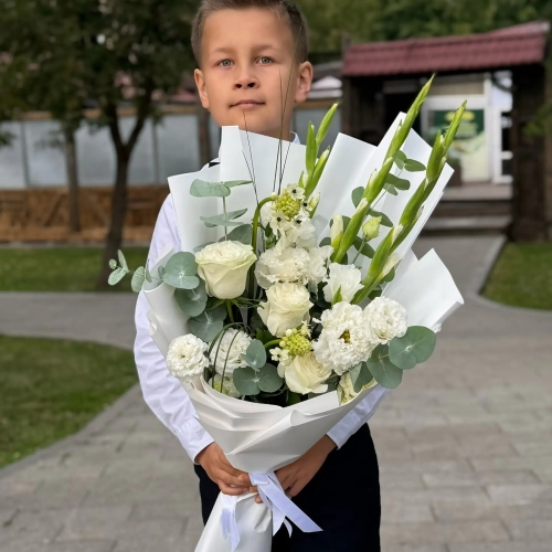 Букет на 1 сентября с гладиолусами, розами, эустомой и орнитогалумом в Ступино